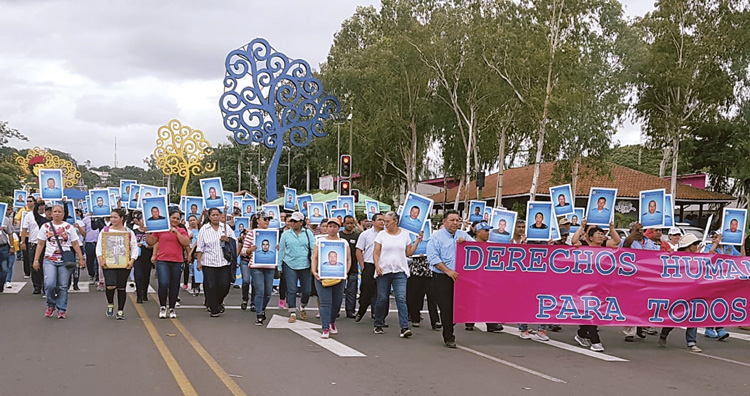 Pueblo derrota al terrorismo y al golpismo