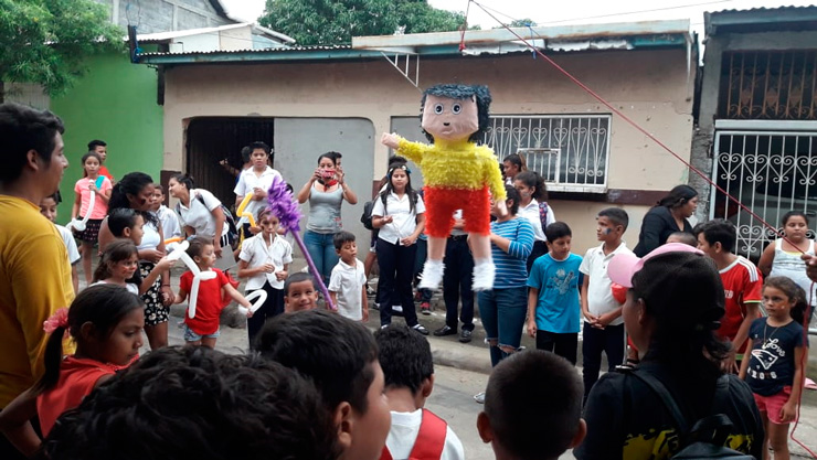 Promotoría Solidaria activa con niños y adultos mayores