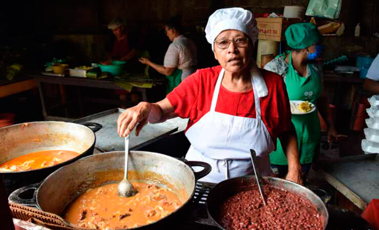 “Lola” La cocinera de Daniel