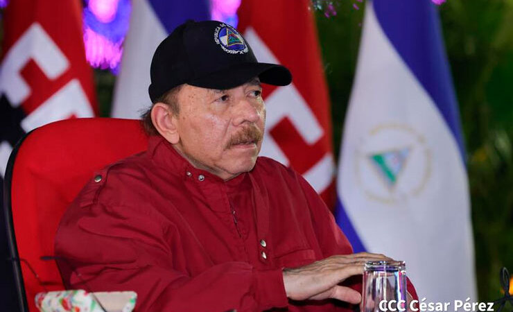Gracias a Dios y al pueblo tenemos paz