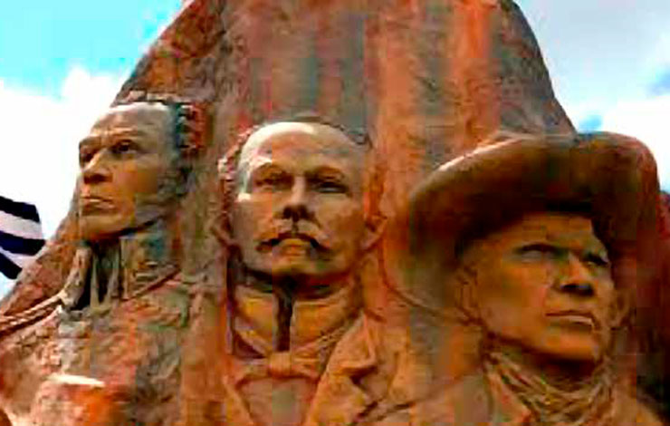 Sandino y Martí: baluartes de la dignidad