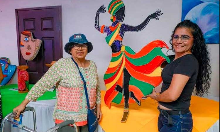 ALMA realiza certamen de artes plásticas