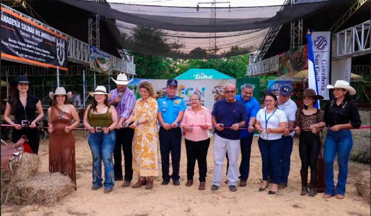 Chinandega culmina exitosa feria ganadera