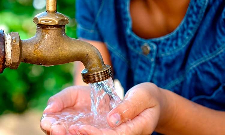 Avanzan proyectos de agua potable