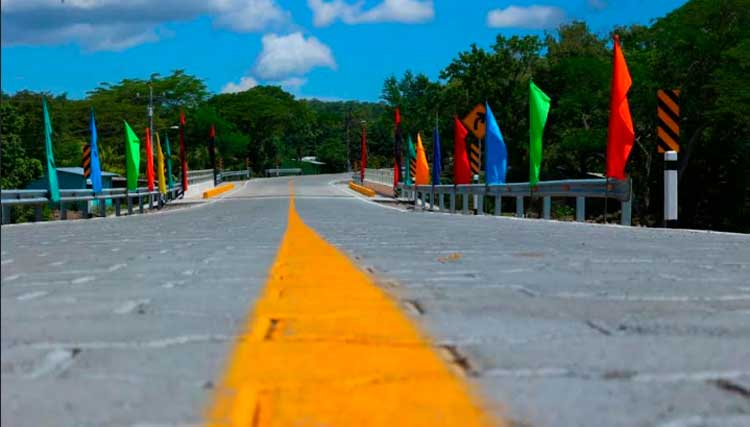 Familias nicaragüenses reciben más carreteras
