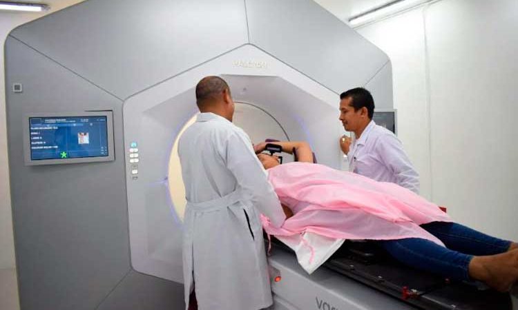 Mega feria de oncología en Carazo