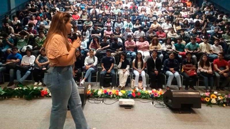 Juventud comunicando verdad y paz