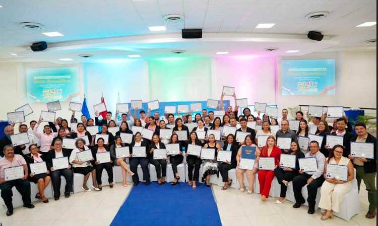 Inatec gradúa a más de 400 nuevos maestros técnicos