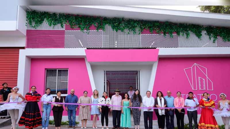 Inauguran teatro Justo Rufino Garay